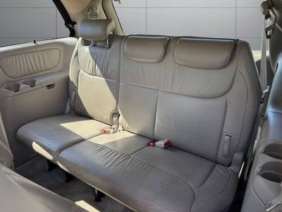 2010 Toyota Sienna XLE FWD