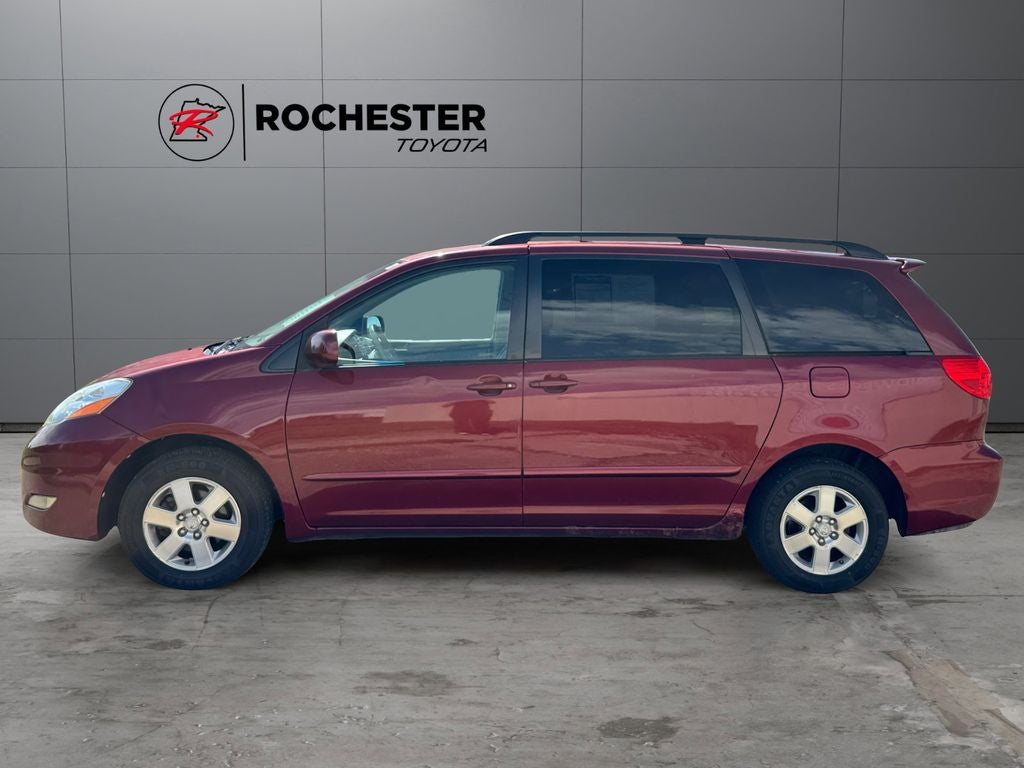 2010 Toyota Sienna XLE FWD