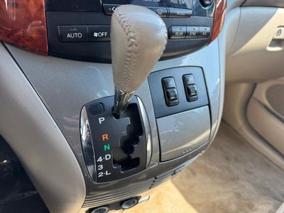 2010 Toyota Sienna XLE FWD
