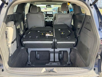 2025 Toyota Sienna XLE 8 Passenger