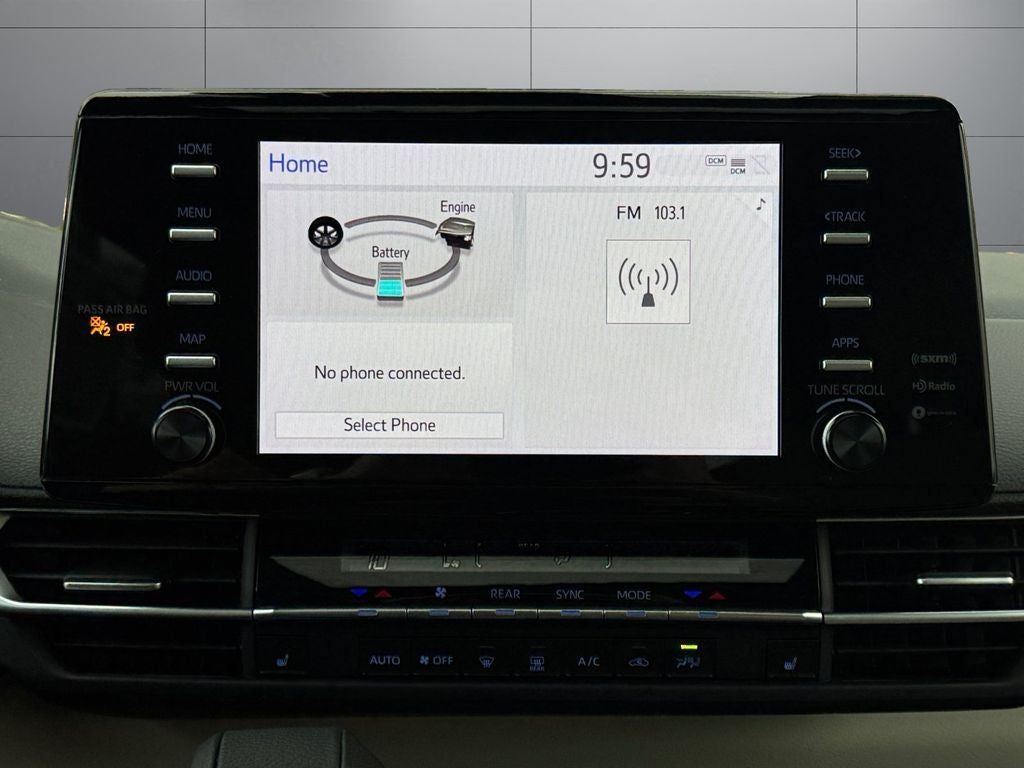 2022 Toyota Sienna XLE 8 Passenger