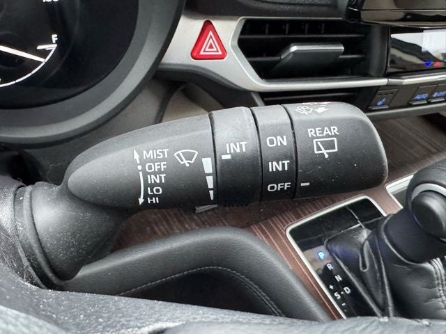 2021 Toyota Sienna XLE 7 Passenger