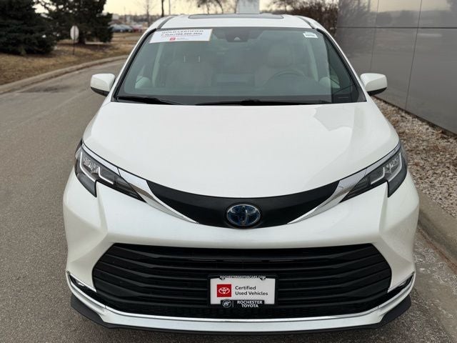 2021 Toyota Sienna XLE 7 Passenger