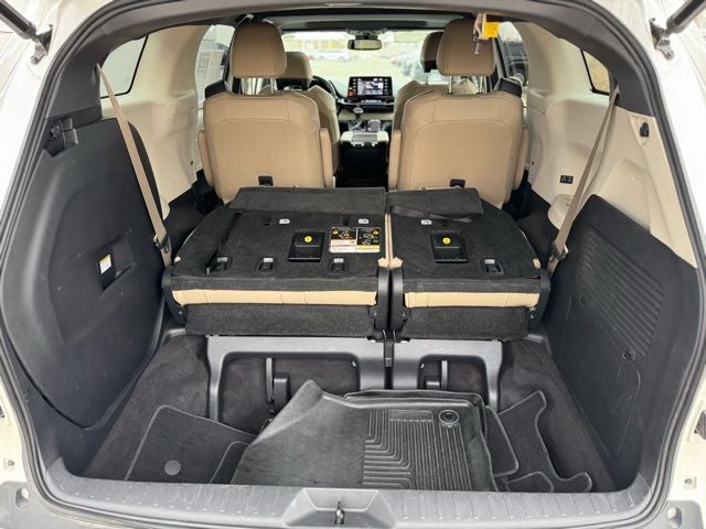 2021 Toyota Sienna XLE 7 Passenger