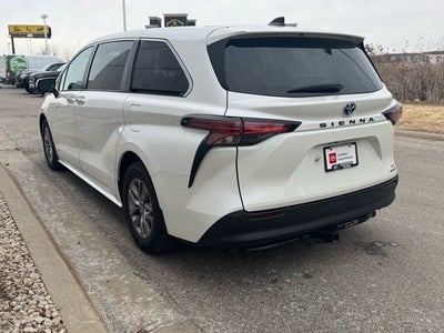 2021 Toyota Sienna XLE 7 Passenger