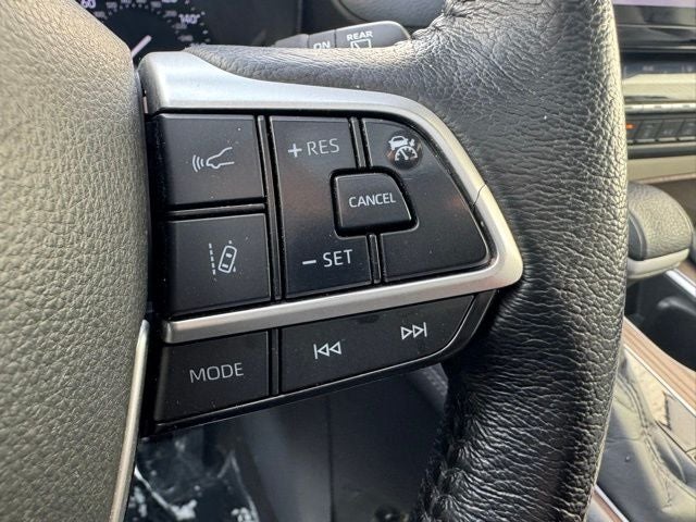 2021 Toyota Sienna XLE 7 Passenger