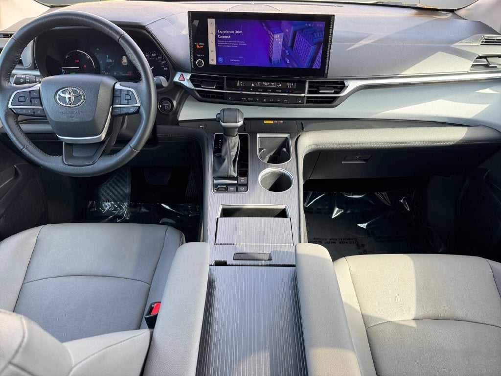2025 Toyota Sienna XLE 7 Passenger
