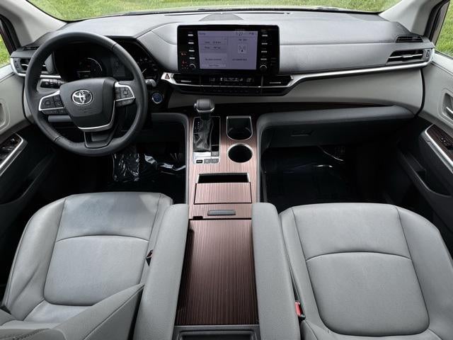 2023 Toyota Sienna XLE 7 Passenger