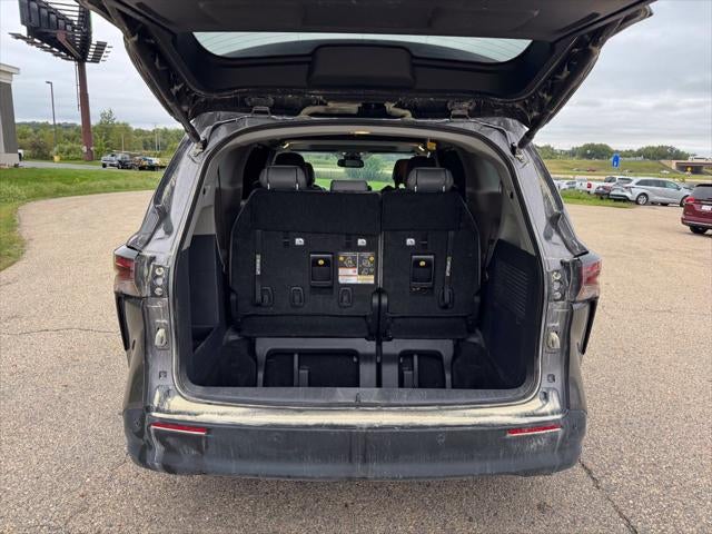 2023 Toyota Sienna XLE 7 Passenger