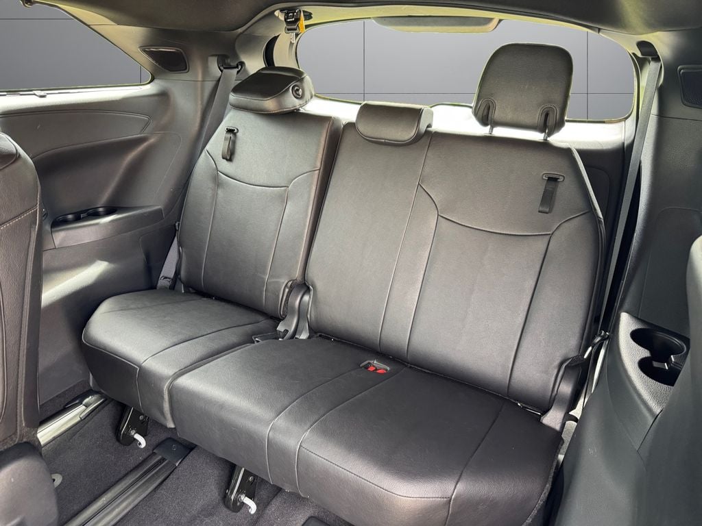 2025 Toyota Sienna Limited 7 Passenger