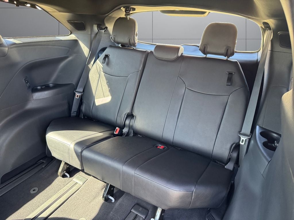2025 Toyota Sienna Limited 7 Passenger