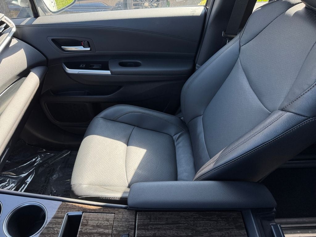 2025 Toyota Sienna Limited 7 Passenger