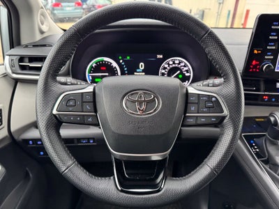 2023 Toyota Sienna Limited 7 Passenger