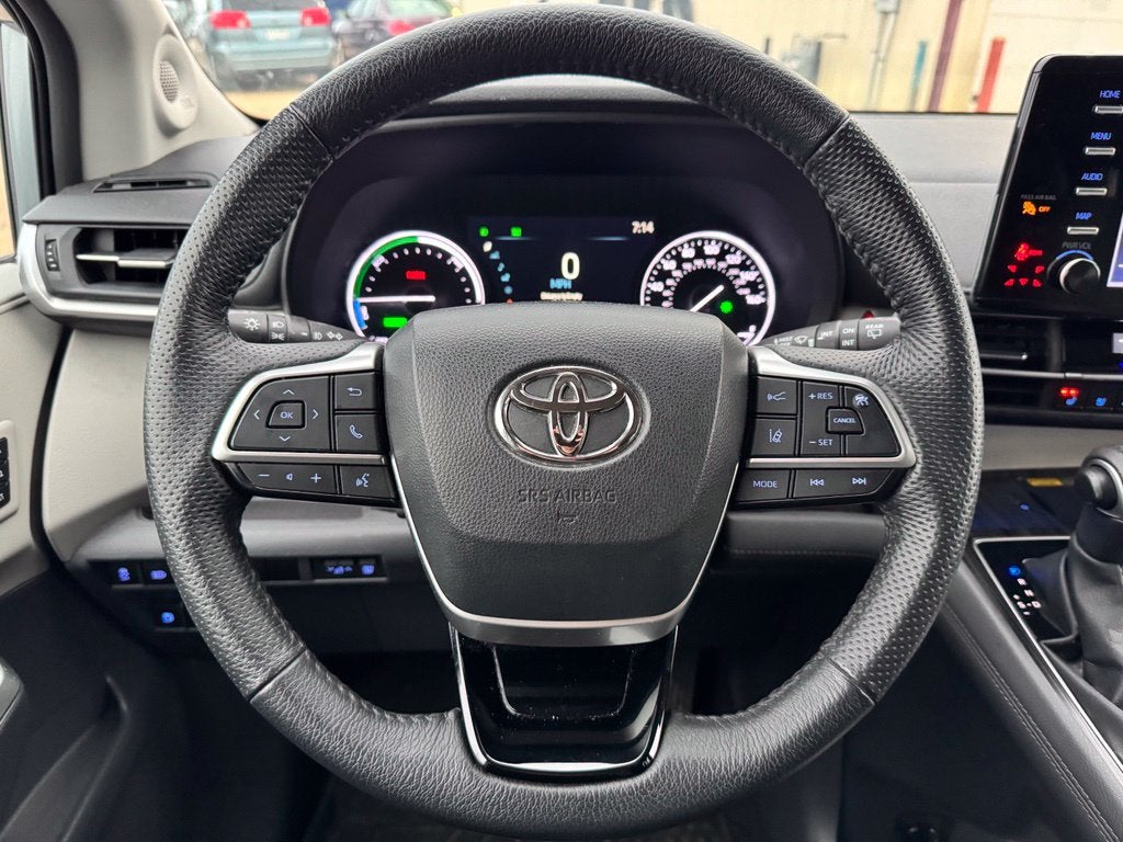2023 Toyota Sienna Limited 7 Passenger