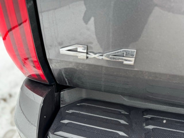 2024 Toyota Tundra SR5 4WD