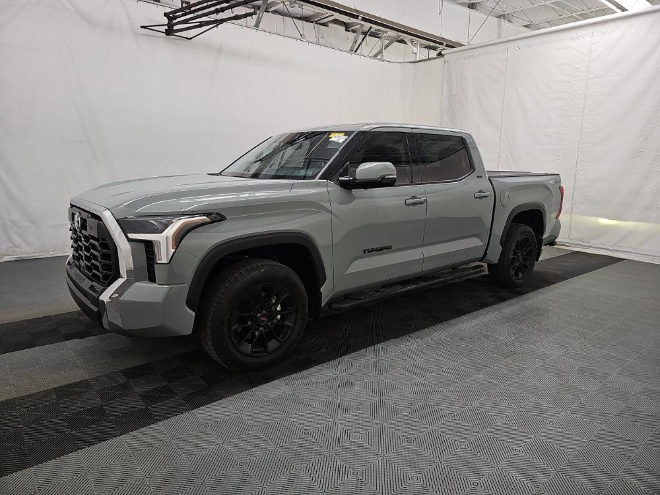 2023 Toyota Tundra SR5 4WD