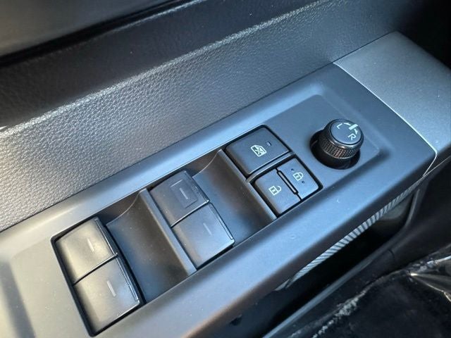 2025 Toyota Tundra SR5 4WD