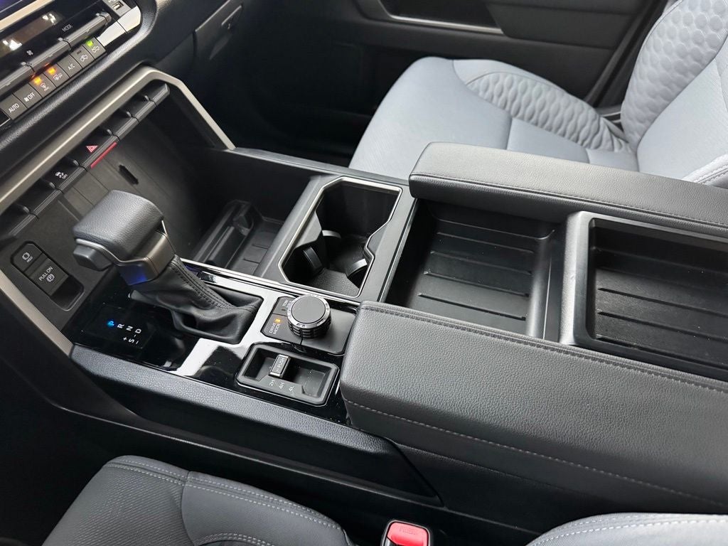 2025 Toyota Tundra SR5 4WD