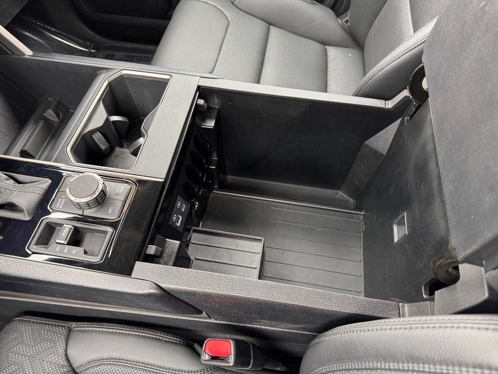 2022 Toyota Tundra SR5 4WD
