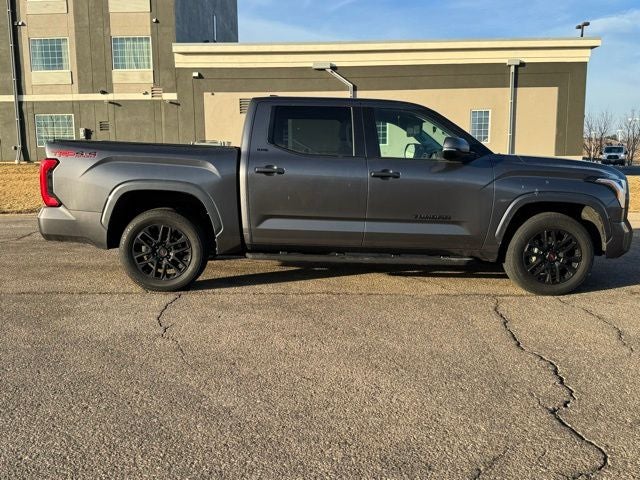 2022 Toyota Tundra SR5 4WD