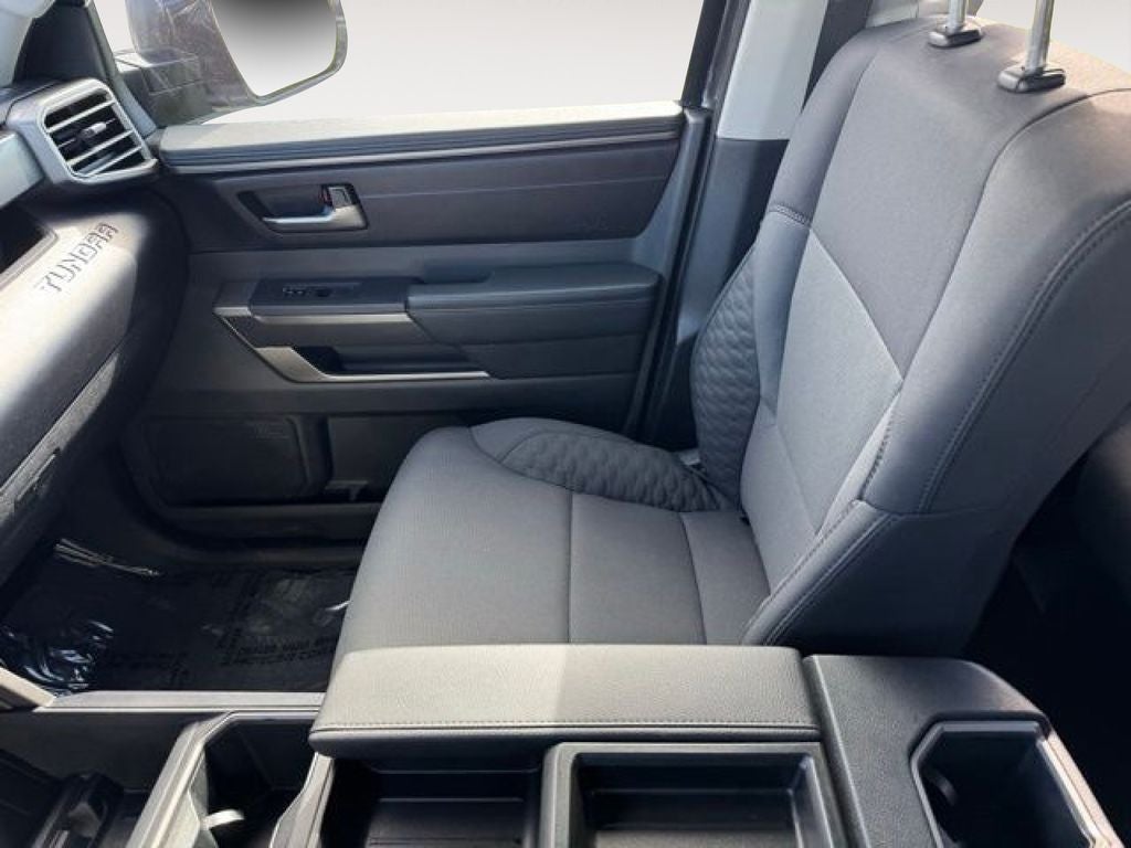 2024 Toyota Tundra SR5 4WD