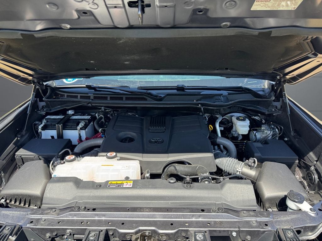 2025 Toyota Tundra SR5 4WD