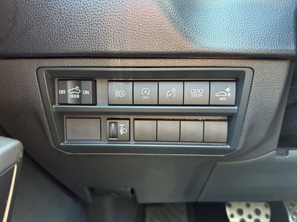 2025 Toyota Tundra SR5 4WD