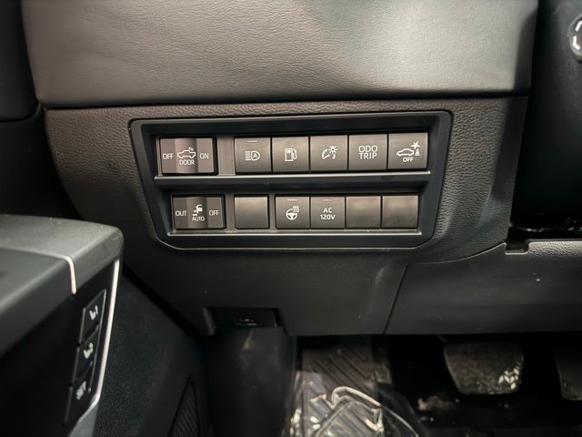 2023 Toyota Tundra Hybrid Platinum 4WD