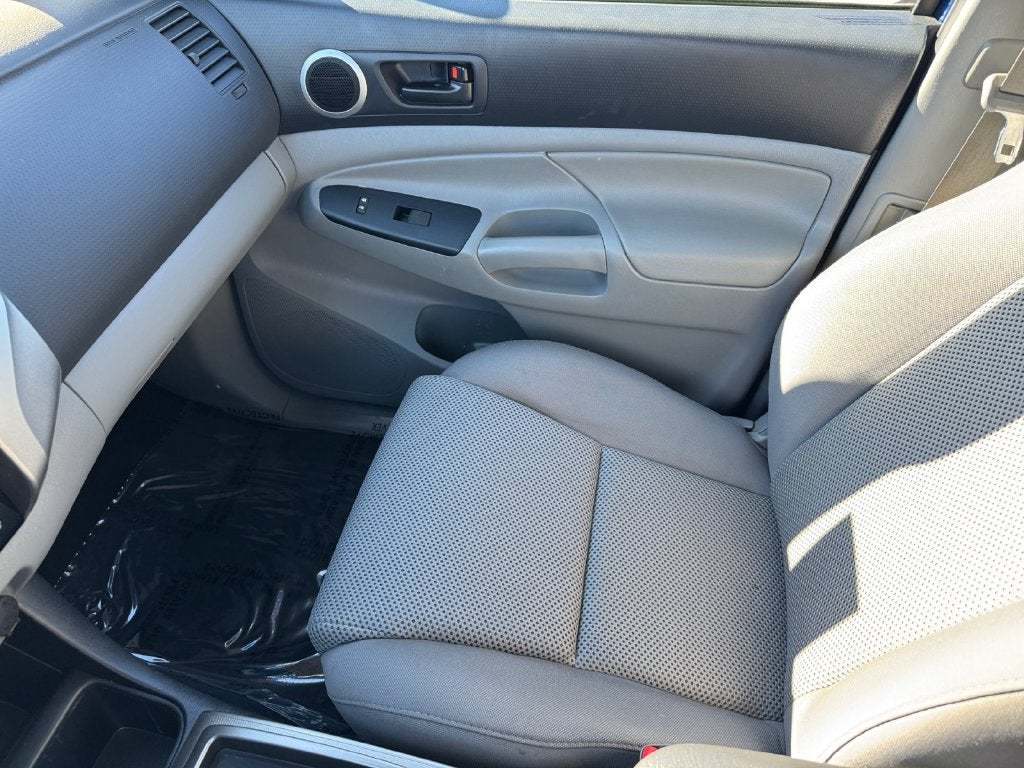 2014 Toyota Tacoma Base V6