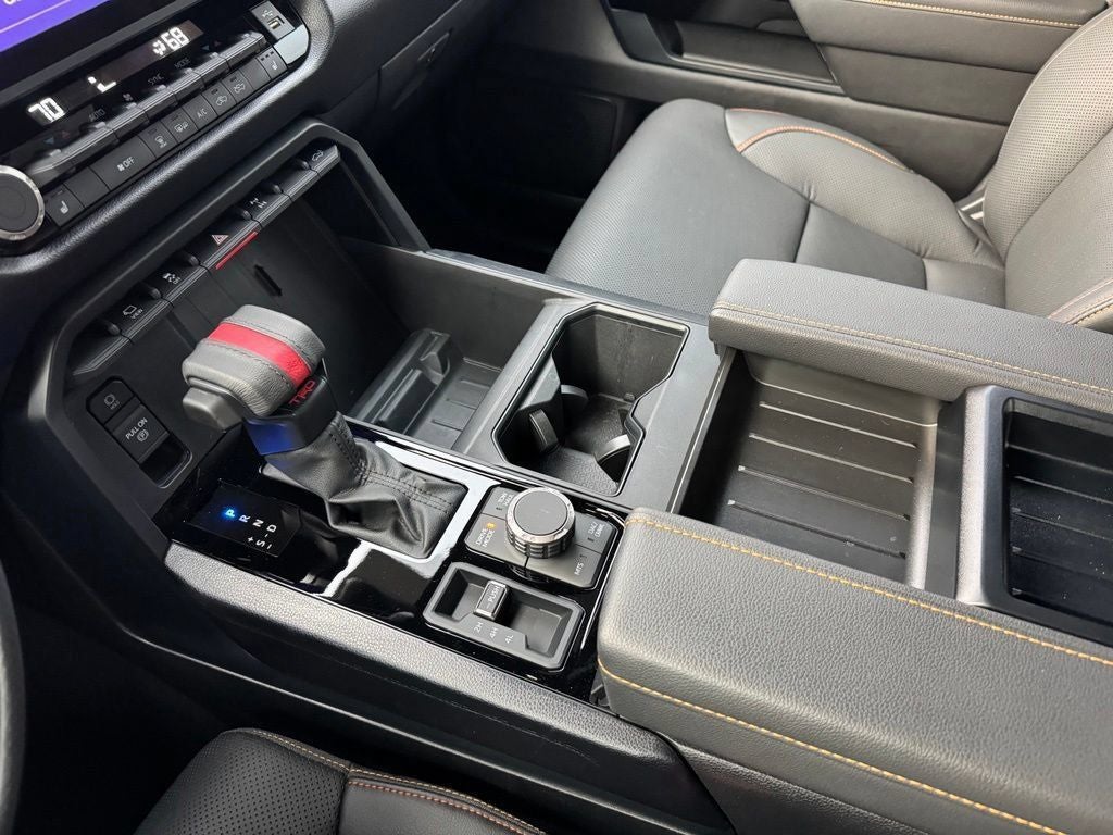 2025 Toyota Tundra SR5 4WD