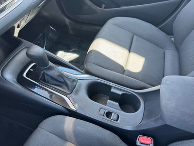 2025 Toyota Corolla LE FWD