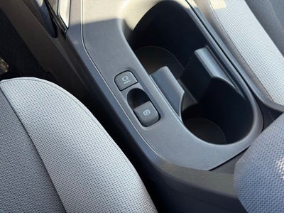 2025 Toyota Corolla LE FWD