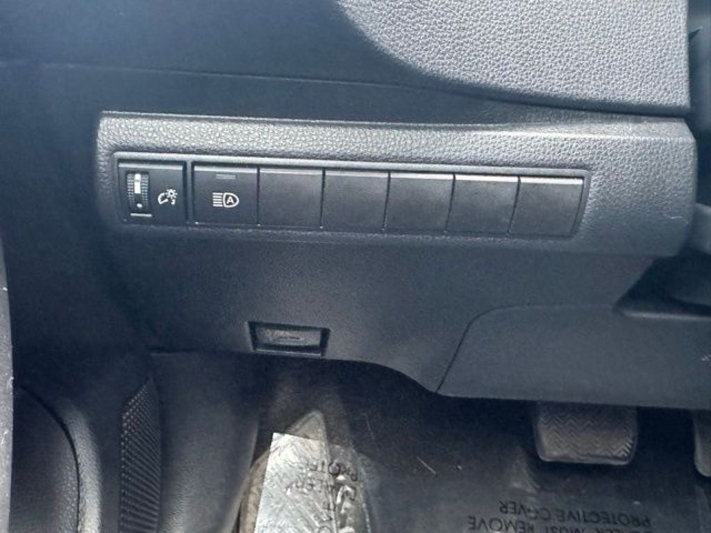 2023 Toyota Corolla LE FWD