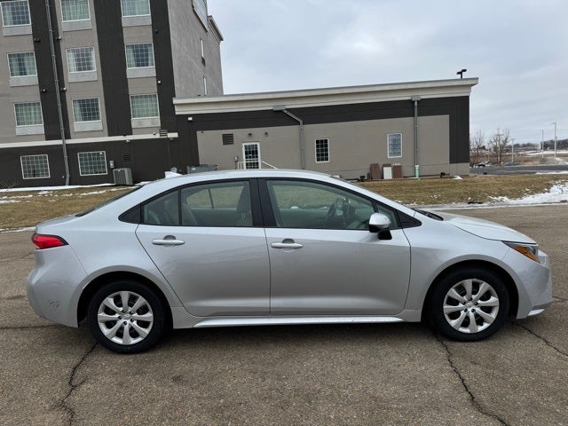 2025 Toyota Corolla LE FWD