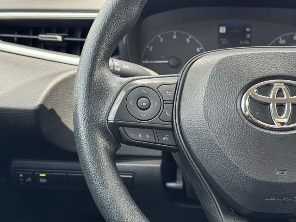 2025 Toyota Corolla LE FWD