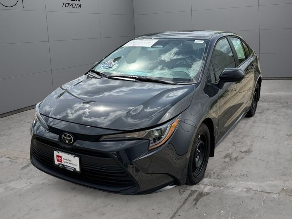 2025 Toyota Corolla LE FWD