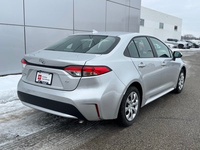 2022 Toyota Corolla LE FWD