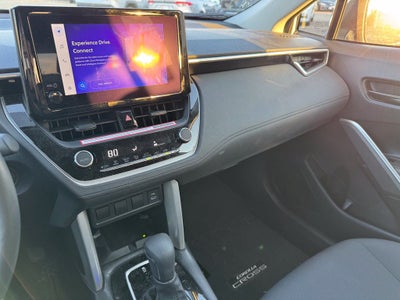 2024 Toyota Corolla Cross LE AWD