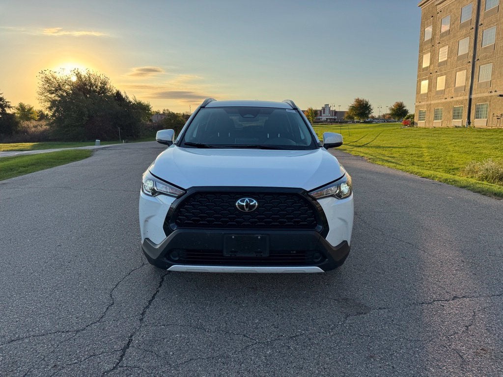 2024 Toyota Corolla Cross LE AWD