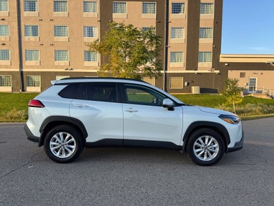 2024 Toyota Corolla Cross LE AWD
