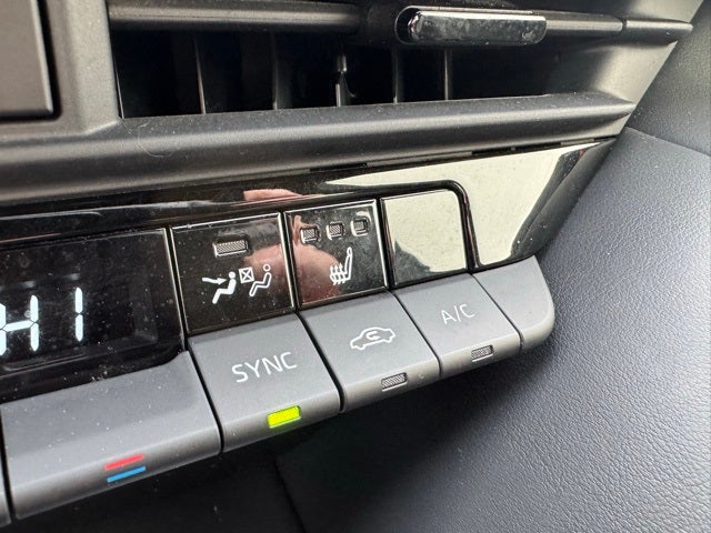 2024 Toyota Crown XLE AWD