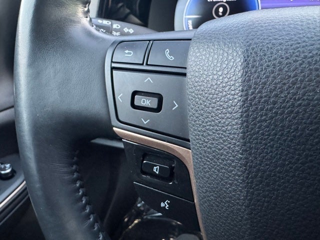 2023 Toyota Crown XLE AWD