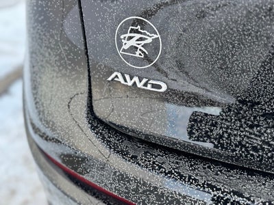 2023 Toyota Crown XLE AWD