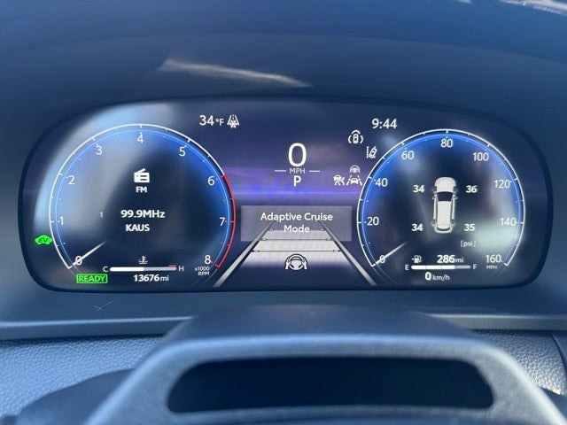 2025 Toyota Crown Signia Limited AWD