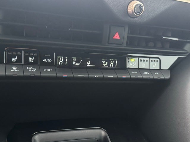 2025 Toyota Crown Signia XLE AWD