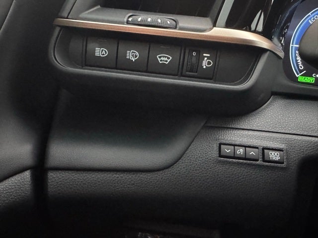 2025 Toyota Crown Signia XLE AWD