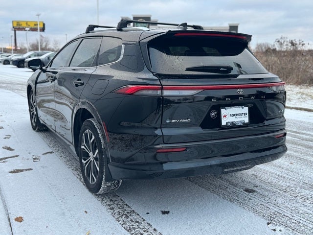 2025 Toyota Crown Signia XLE AWD