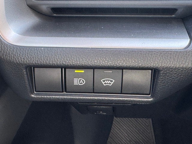 2023 Toyota Prius LE FWD