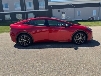 2024 Toyota Prius XLE AWD