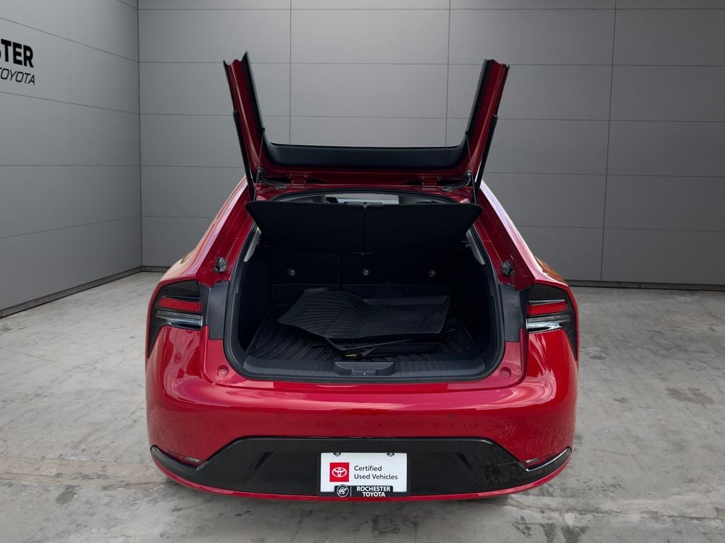 2024 Toyota Prius XLE AWD